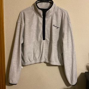 Hurley cropped quarter zip sweatshirt size medium